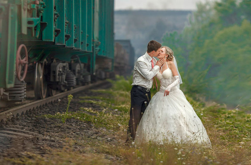 свадебная фотосессия на железной дороге Севастополь