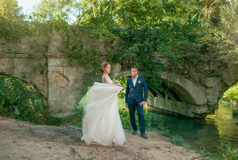 фотосъемка свадьбы у акведука Севастополь